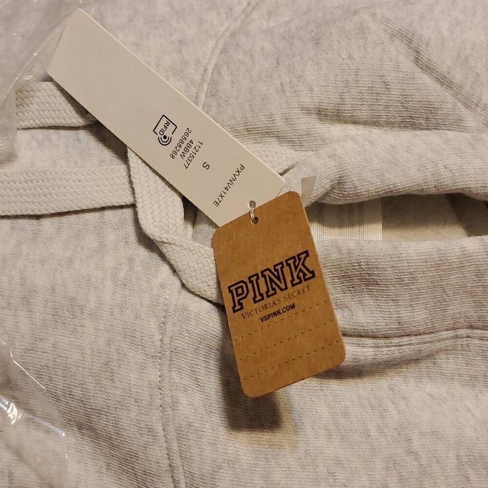 NWT VICTORIA SECRET LOGO OPEN HEM CAMPUS SWEATSHIRT - Picture 5 of 6